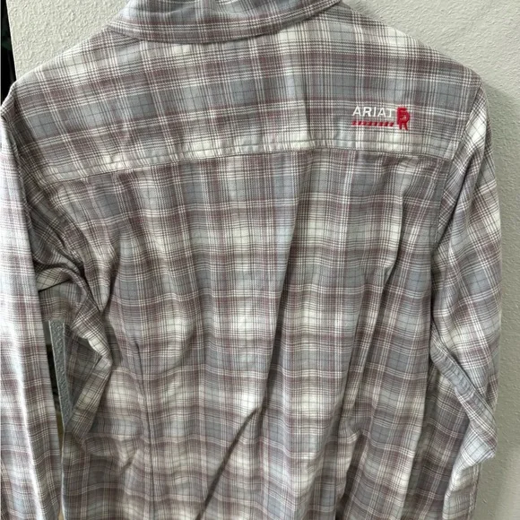 Ariat women's Casual Plaid Shirt - Gray and purple FR - Picture 5 of 5